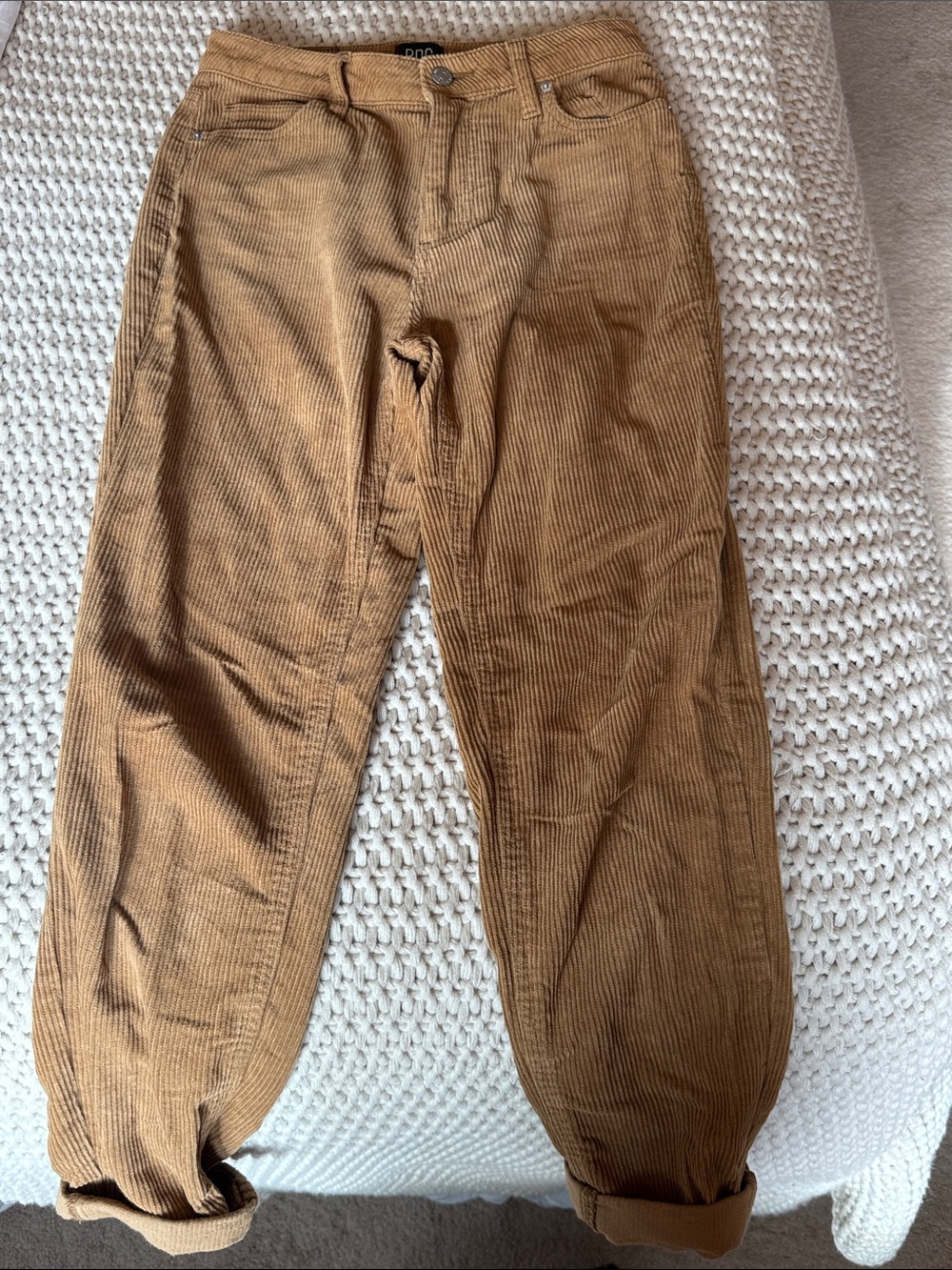 Urban outfitters BDG Tan Corduroy mom high-rise Tapered Pants 25